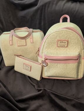 Loungefly Disney Princesses Damask Debossed Set
